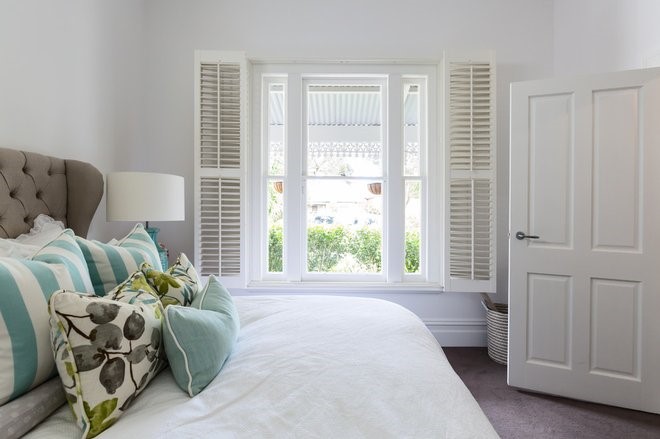 Traditional Bedroom by Suzy Falconer